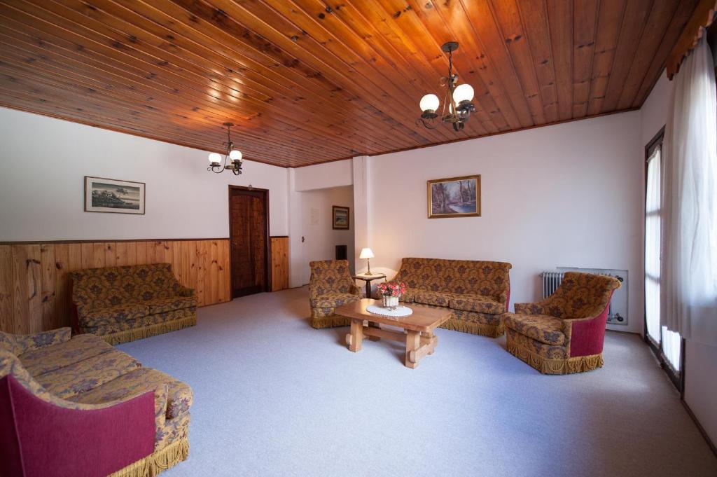 Campos do Jordão Hotel Vila Regina מראה חיצוני תמונה